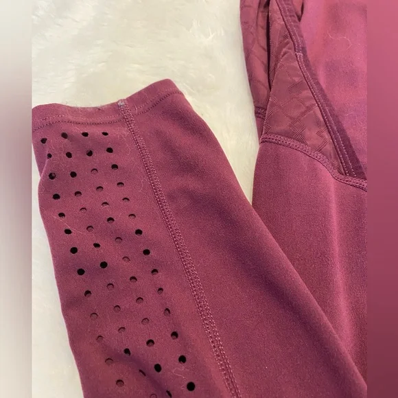 Gymshark Geo Mesh Leggings--Size SMALL- Wine - Picture 5 of 6